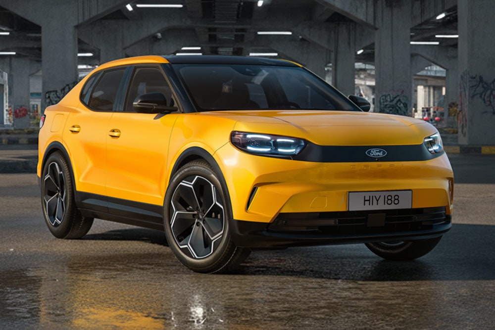 Ford Capri parcheggiato in un capannone