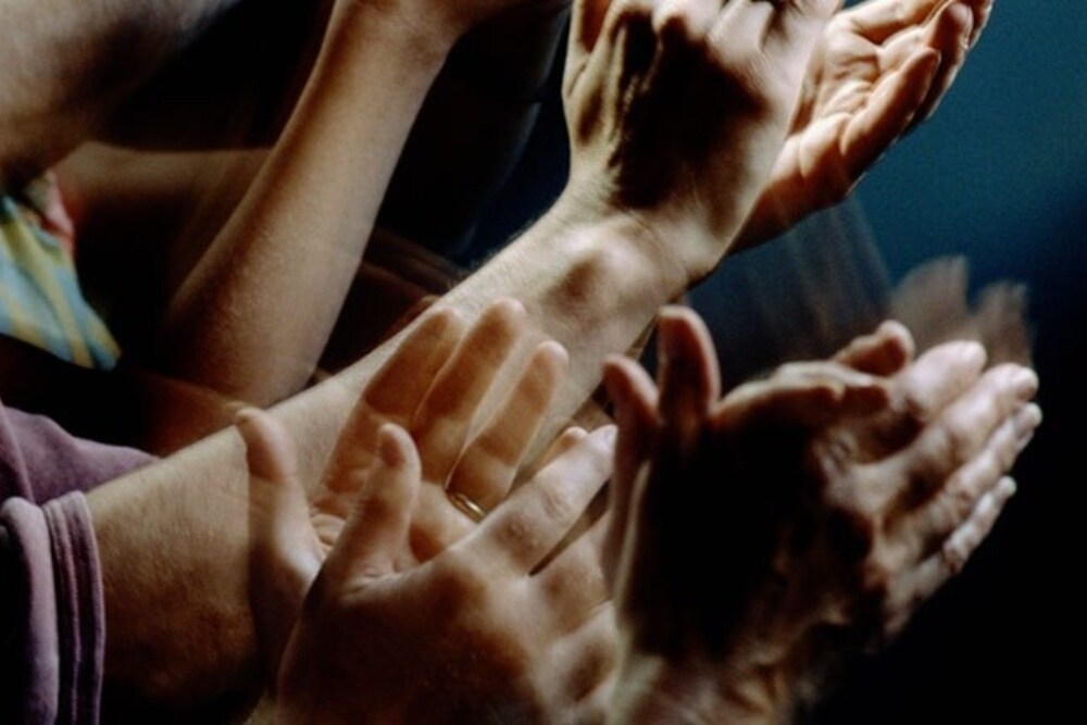Applause hands