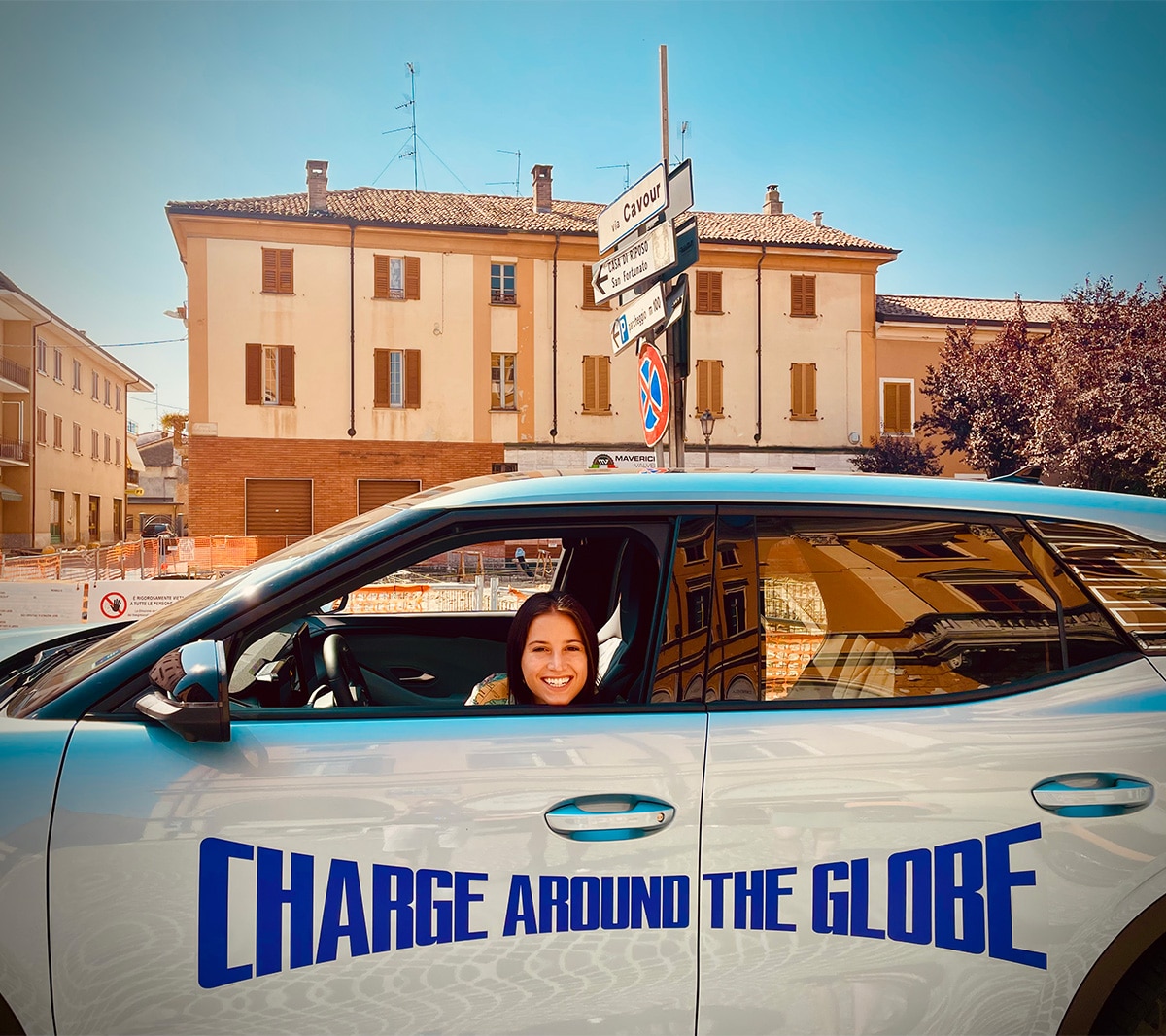 Lexie Alford a bordo dell’Explorer elettrico