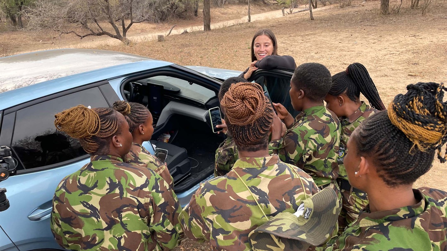 Lexie incontra le Black Mambas, la prima squadra anti-bracconaggio del mondo tutta al femminile