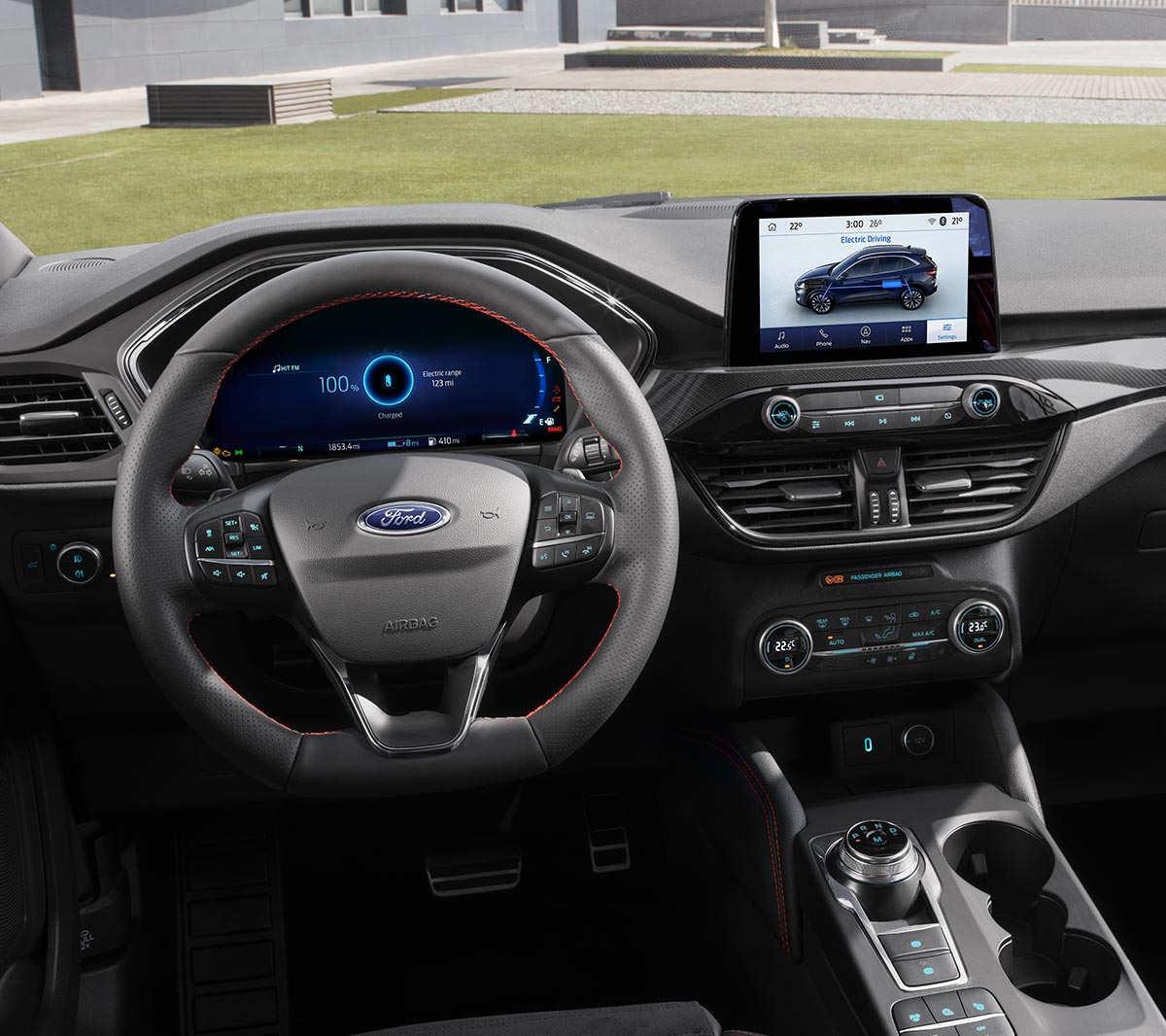 Nuova Ford Kuga ST-Line X vista del volante e del SYNC 3