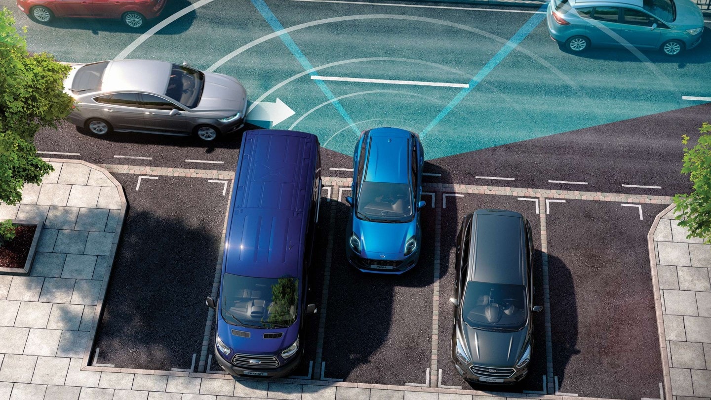 Ford Puma shown reversing from birds eye view with traffic alert on