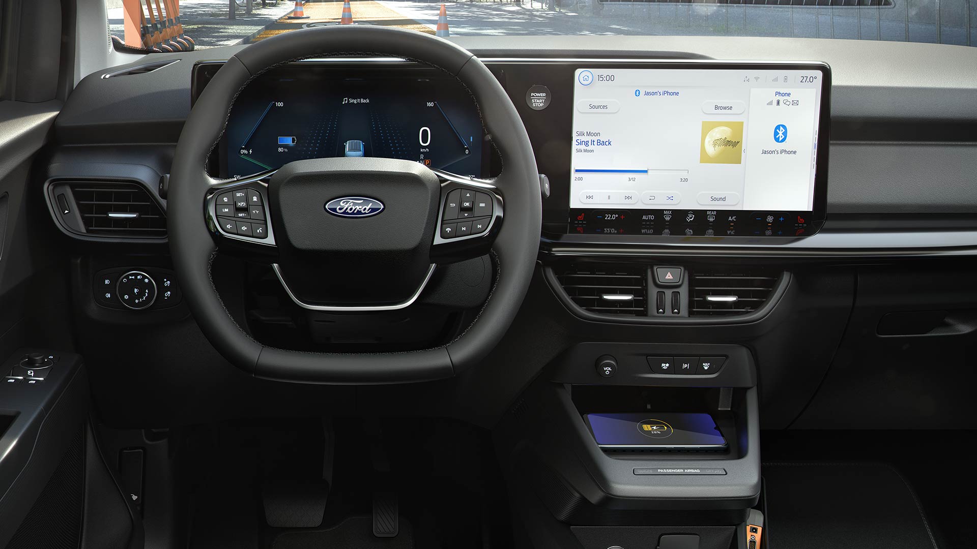 Ford E-Tourneo Courier Active – Interni e touchscreen