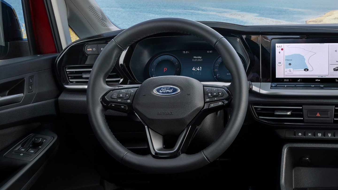 Ford Tourneo Connect, dettaglio del volante