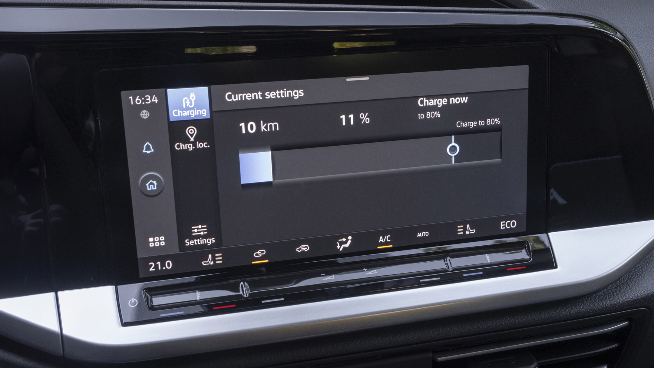 Ford Tourneo Connect, dettaglio del quadro strumenti