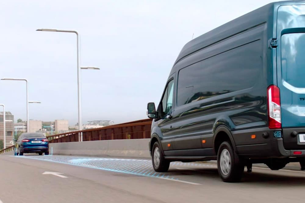 Nuovo Ford Transit Van con regolatore di velocità adattivo