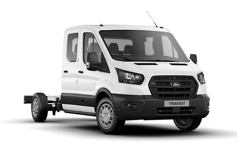 Furgone Ford Transit Chassis Double Cab Trend bianco su sfondo bianco.