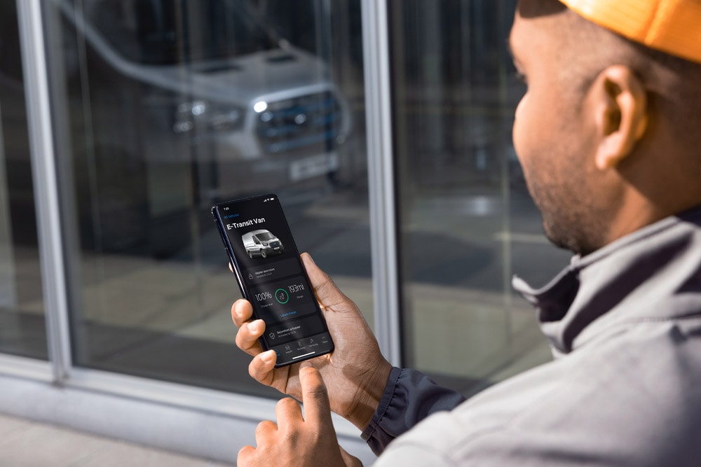 App FordPass su dispositivo mobile