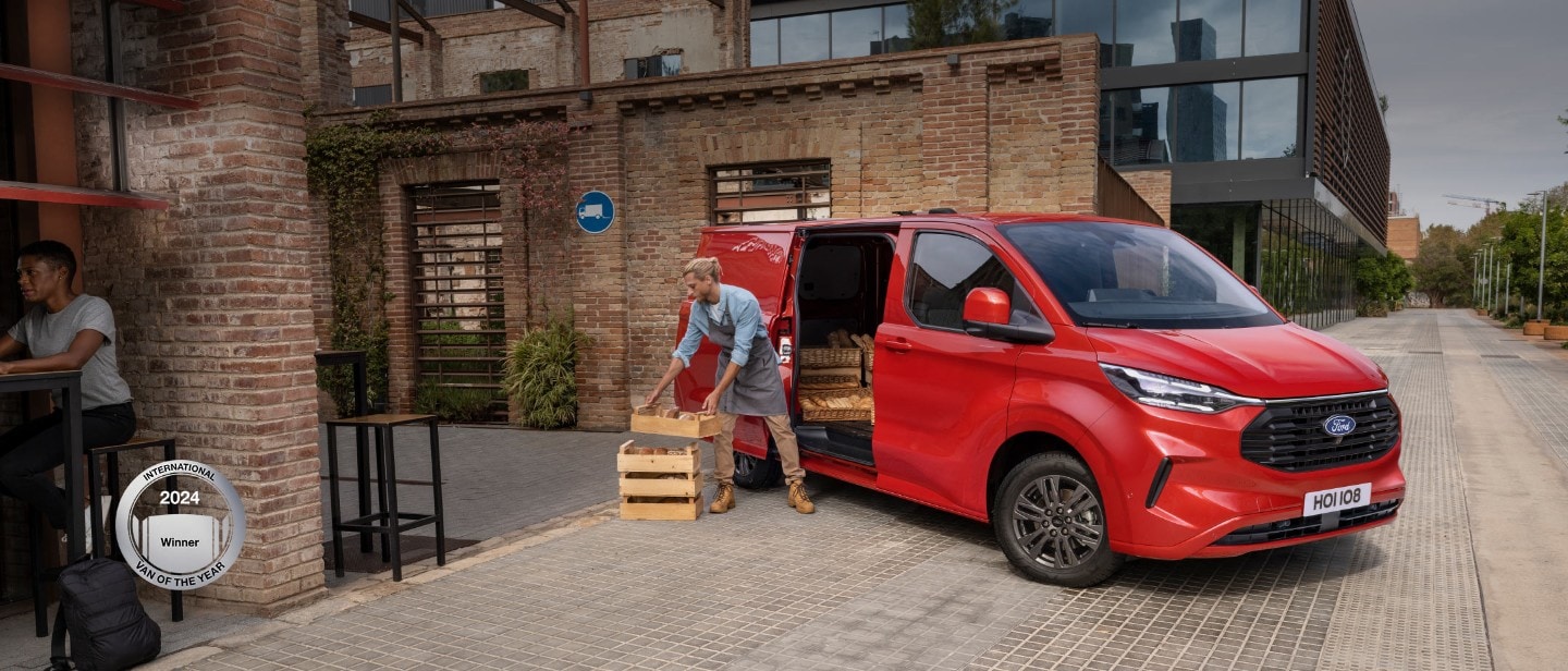 Ford Transit Custom rosso